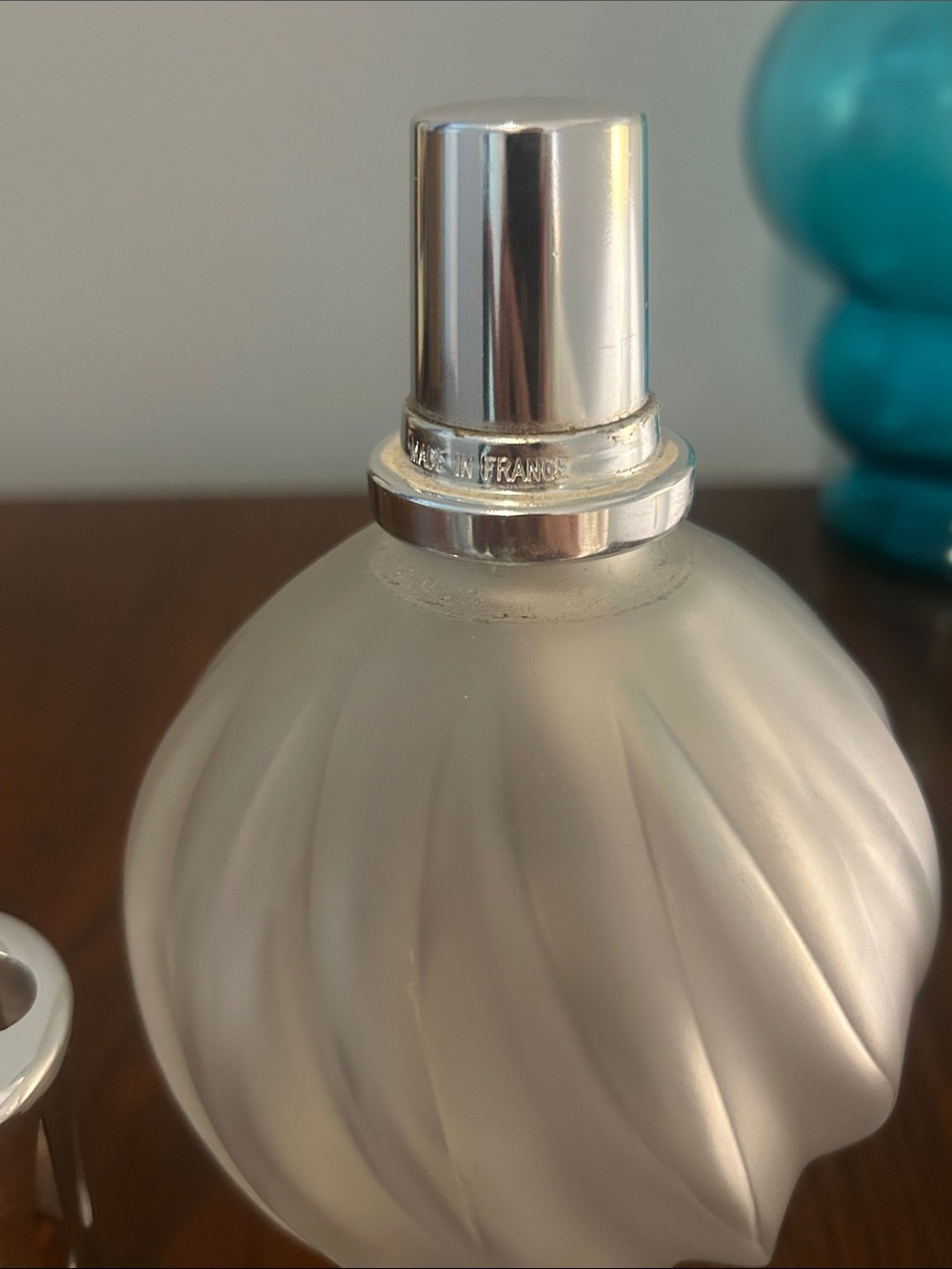 Vintage Lampe Berger Frosted Swirl Fragrance Lamp Made in France - Picture 2 of 6